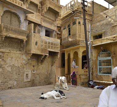 08 Jaisalmer-Walk_DSC3169_b_H600